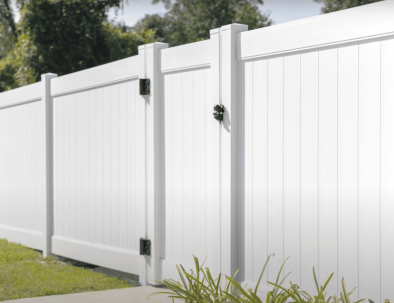 What You Can Expect From Our Vinyl Fencing: Quality, Beauty & Craftsmanship